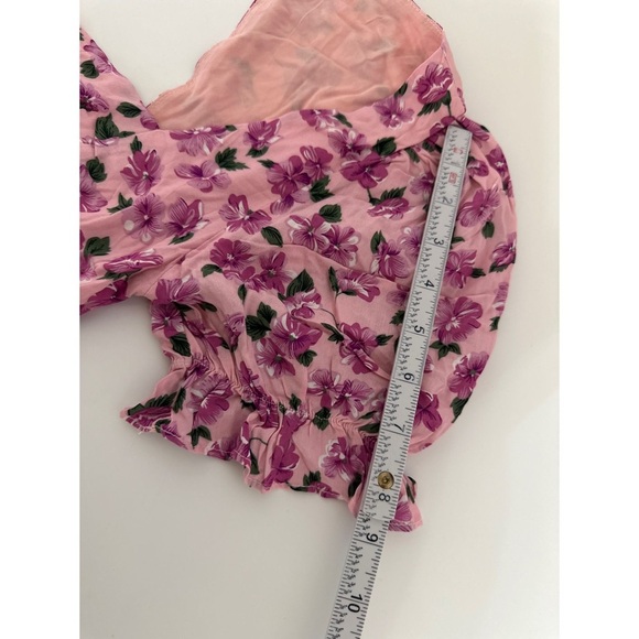 Sweet Pot Floral Print Sweetheart Neckline Short Sleeve Top - Picture 11 of 11